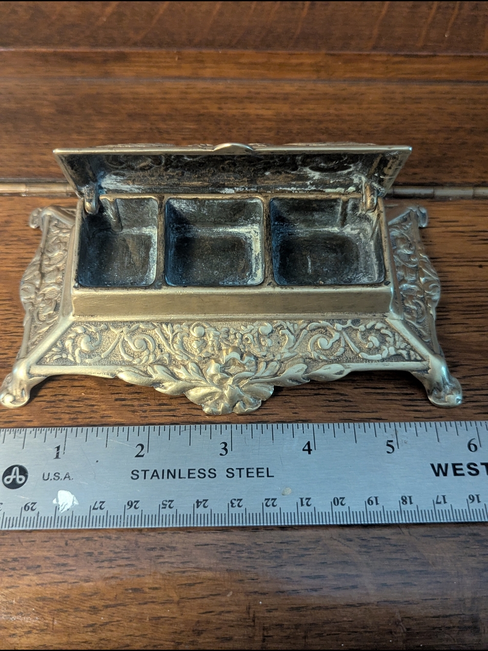 Italian Brass Stamp Box Or Jewelry Casket – Ornate Baroque - Picture 3 of 8